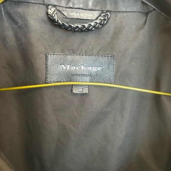 Mackage M women’s vintage vibe y2K bomber size 38 (M) good condition women’s. - Picture 7 of 15